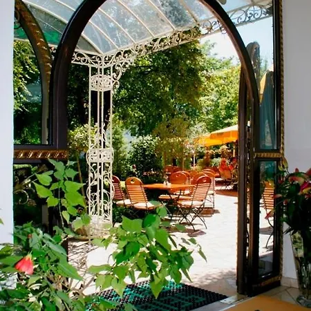 Отель Seibel's Park 3*